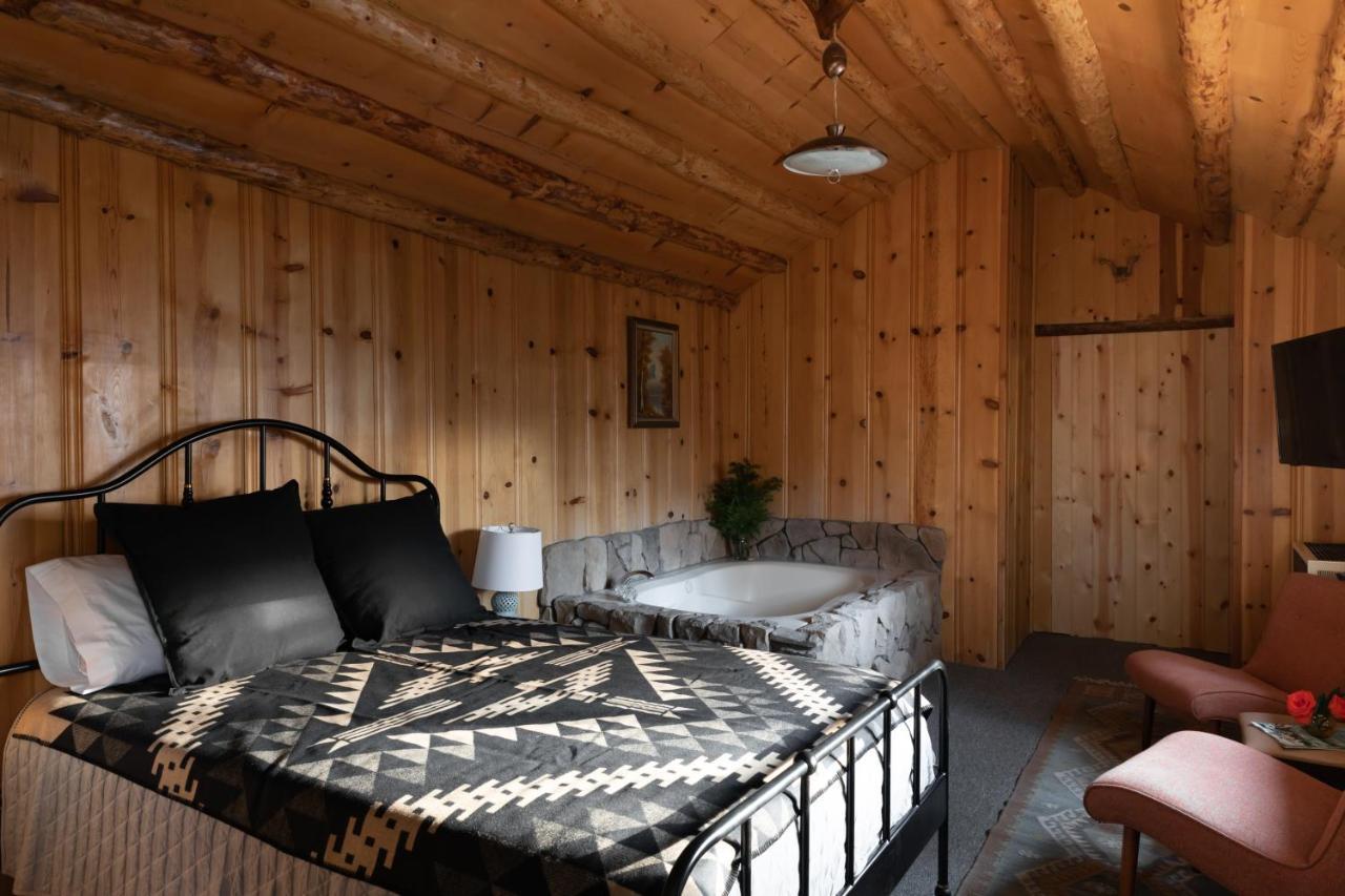Oak Knoll Lodge บิ๊กแบร์เลค ภายนอก รูปภาพ